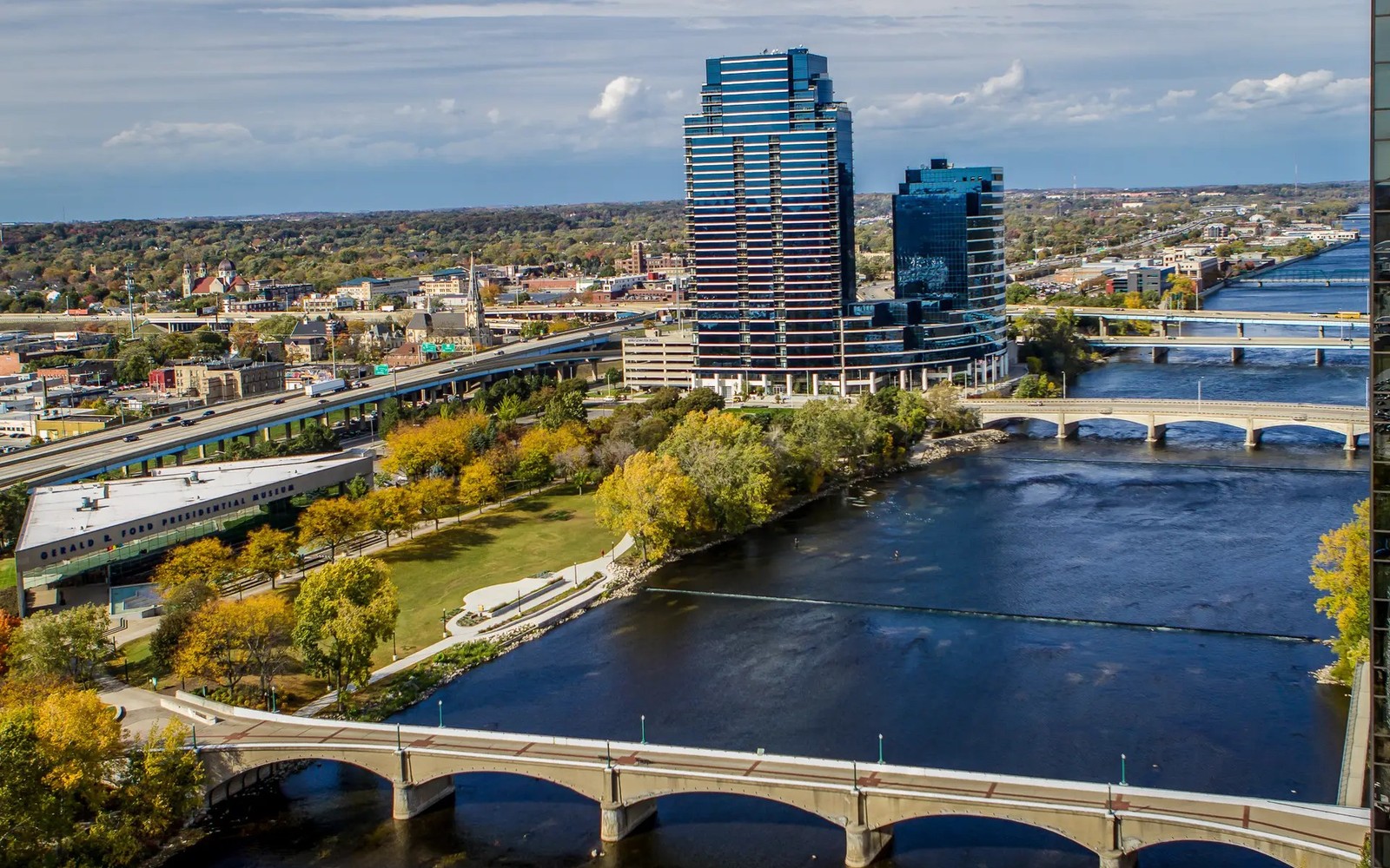 Switchgear Financing in Grand Rapids, MI