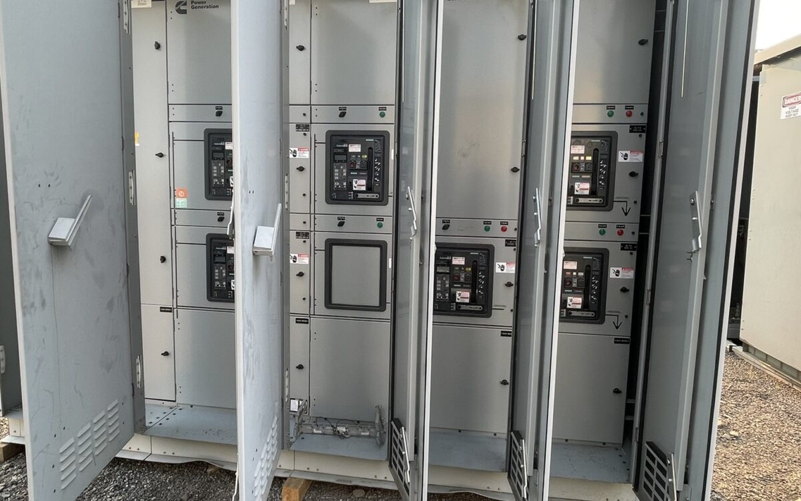 Cummins PowerCommand Paralleling Switchgear